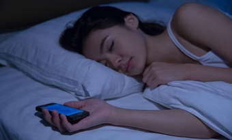 How Technology Impacts Sleep Quality
